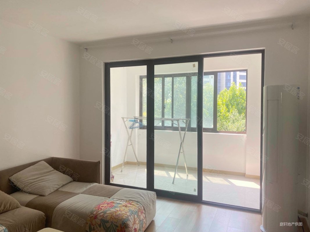 明发云庭 精装好房 医疗配套成熟 产权清晰 临地铁