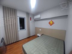 宁波江北孔浦朝南带阳台（公寓直招，民用水电）可短租，领包入住免费搬家出租房源真实图片