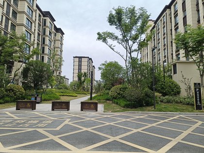 不足,华城舜山名邸怎么样,华城舜山名邸周边房产中介经纪人评价-淮南