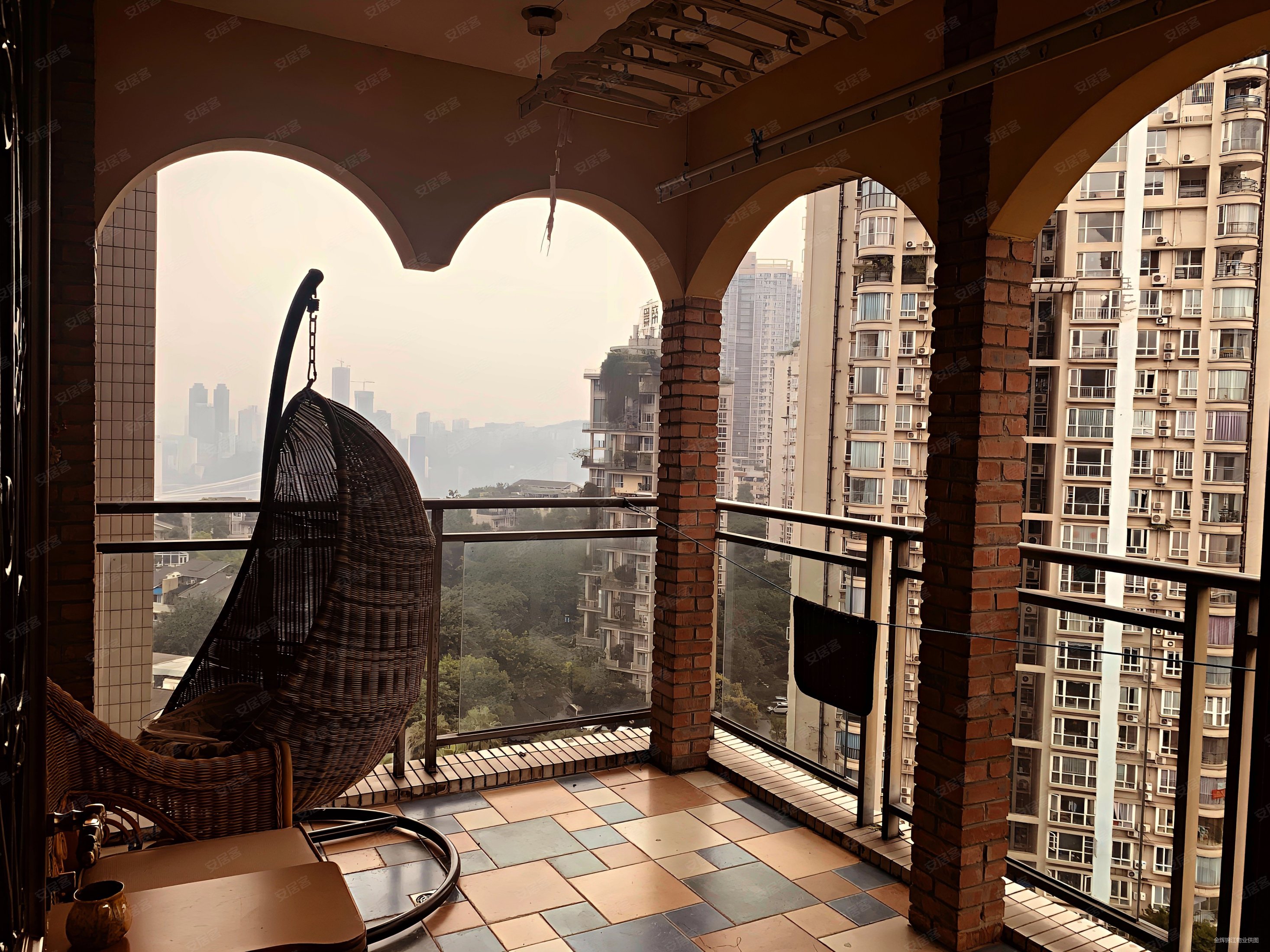 南坪融侨半岛近轻轨精装看江大两房大阳台自住保持好