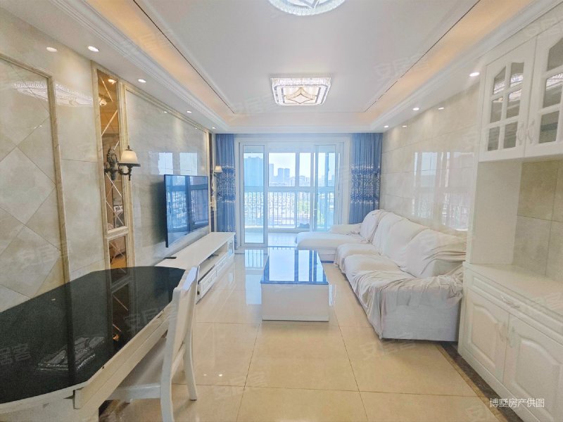 交通便捷 南北通透 临地铁 双卫生间 中间楼层 采光好,万业观山泓郡