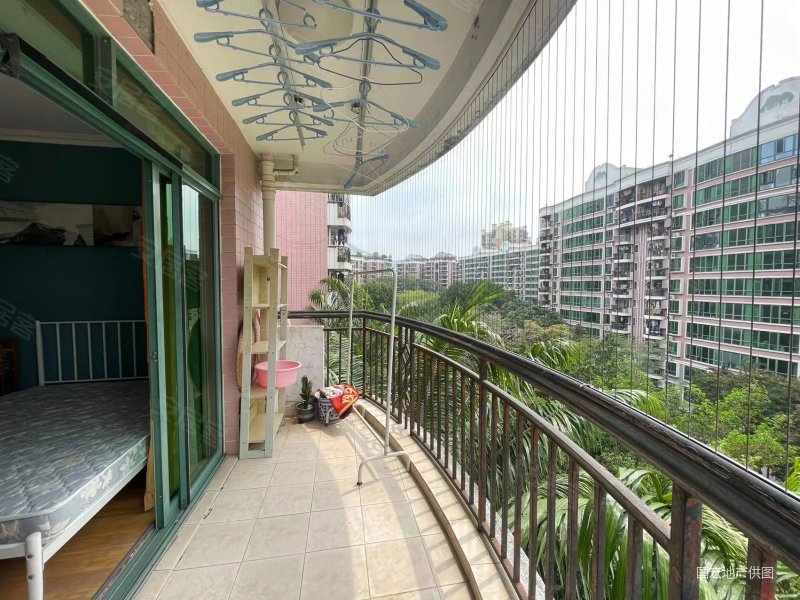 急卖宝珠花园南向三房安静看花园看房有钥匙税费少