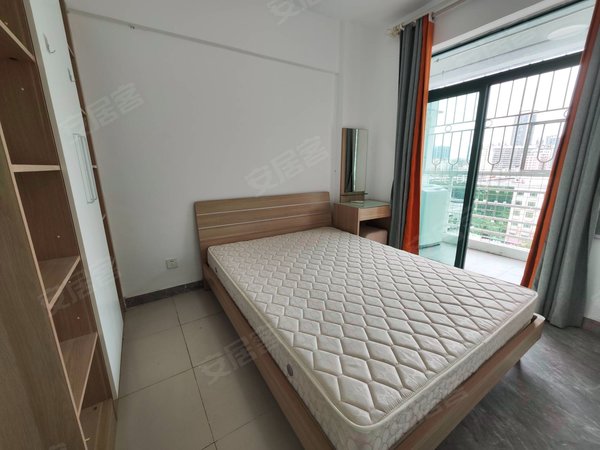 【多图】鑫海公寓(龙华),梅林关口租房,白石龙一房一厅鑫海公寓实拍