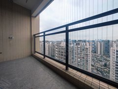 深圳龙华龙华中心区假日好房 景华新村 1室1厅1卫 南北通透 精装修 电梯房出租房源真实图片