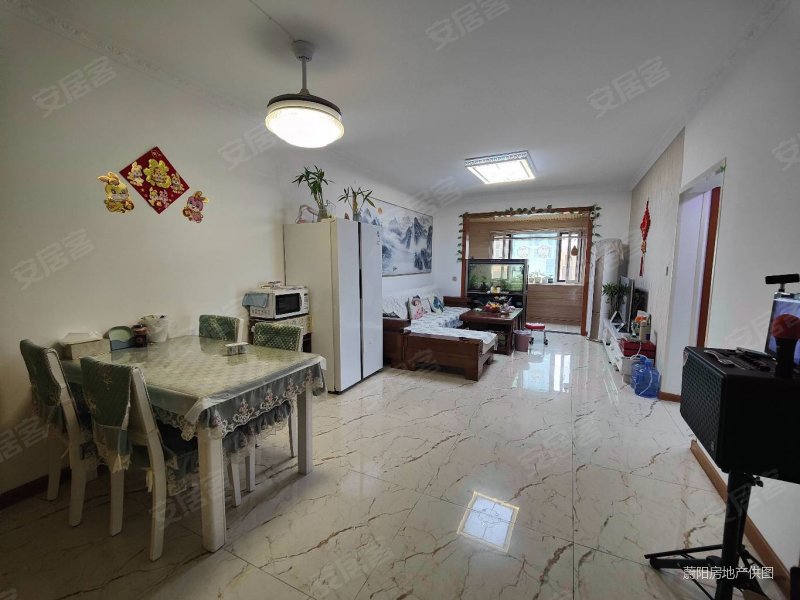 德杰德裕天下一期精装,三室两厅一卫,赠送9平方,满二带车位