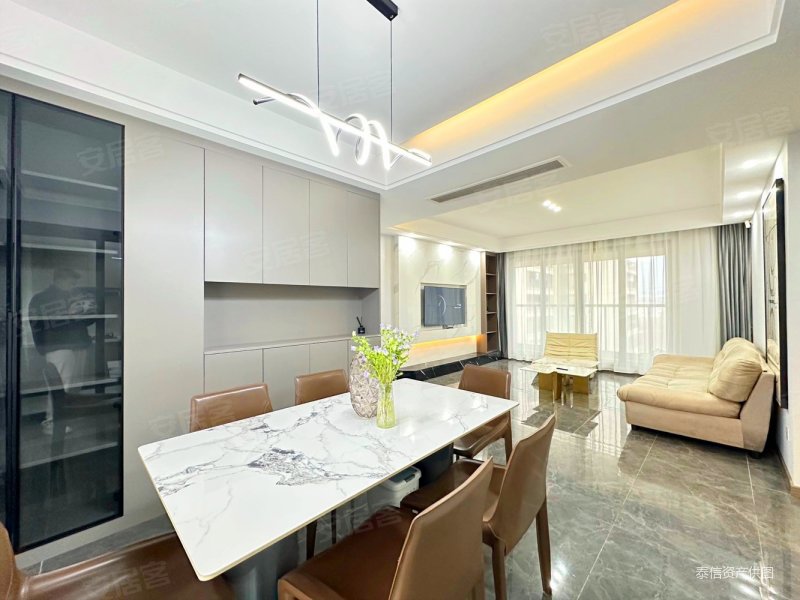 急售!中南融创玖华台  !精装套四双卫!仅契税!