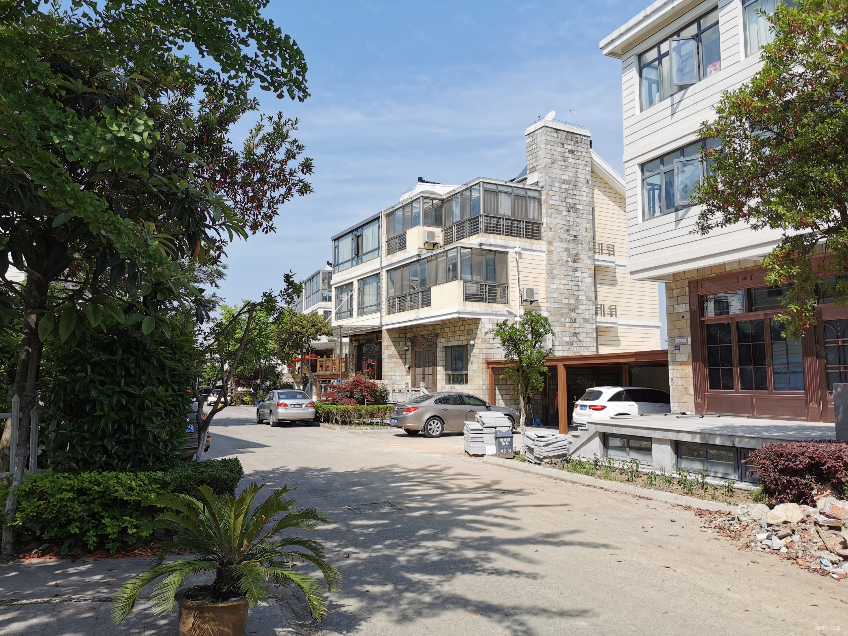 山雨墅合家欢日高天邻风景桃花源多套别墅在售