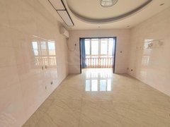 临汾尧都五洲国际广场中大街复试楼，滨江明珠，3室2厅2卫，干净利撒，看房方便出租房源真实图片