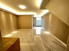 地铁口 欢乐港公寓 精装修 2300包物业 复式公寓办公