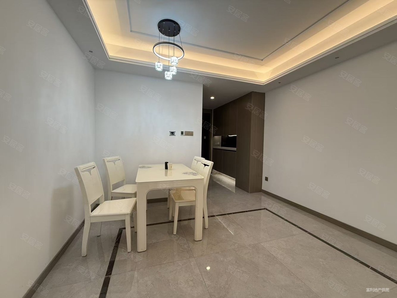 吾悦首府3室2厅2卫113㎡南北129万