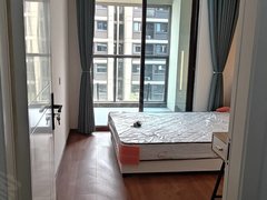 阜阳颍州阜王路城南万达广场精装主卧带飘窗出租出租房源真实图片