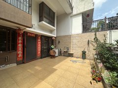 深圳龙岗横岗业主急租 振业城实用面积300平 一楼带院和露台 可商住两用出租房源真实图片