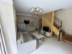 红河弥勒新世界湖泉两居室拎包入住1400元带家具家电出租房源真实图片