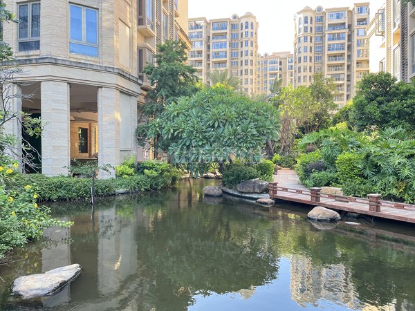 汕头龙湖星湖商业城香域水岸(别墅)香域水岸(客厅连景观落地窗眺江景)