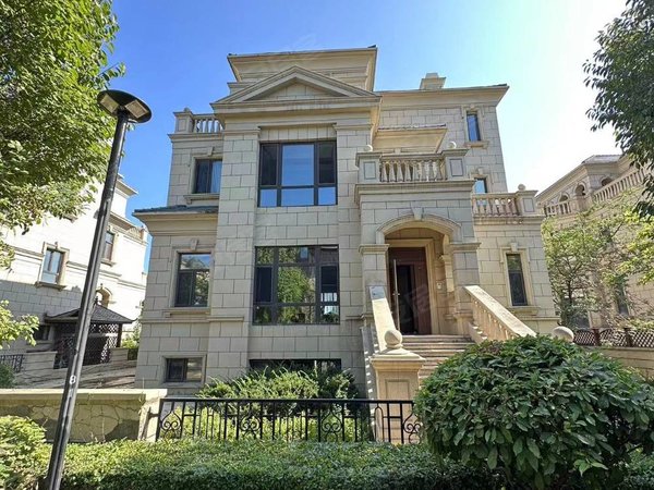 沈阳于洪马三家依云温泉小镇(别墅)独栋出租 远离城市喧嚣 回归大自然