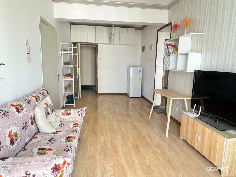 硅谷公寓中间楼层正规商品房医疗配套成熟出行方便