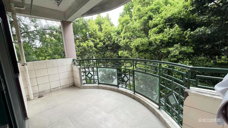 蜀风花园城 交通便捷 密度低 环境好 中间好楼层