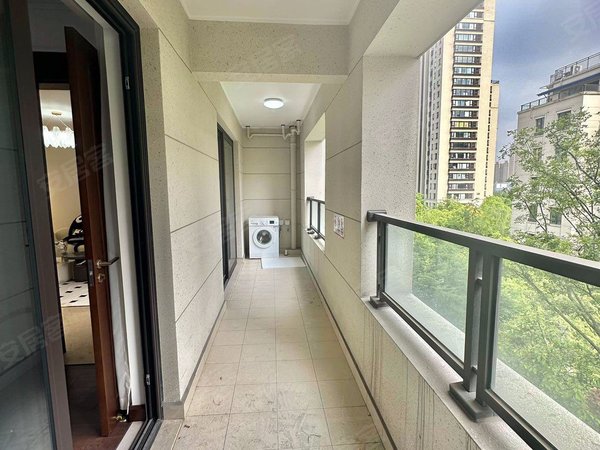 杭州萧山开发区万科海上明月海上明月澜庭碧珑湾四室两厅两卫140方