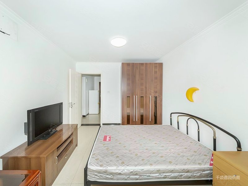 东坝 电梯房 板楼 朝南 近地铁 出行方便 满五 ,金隅悦和园二手房,256