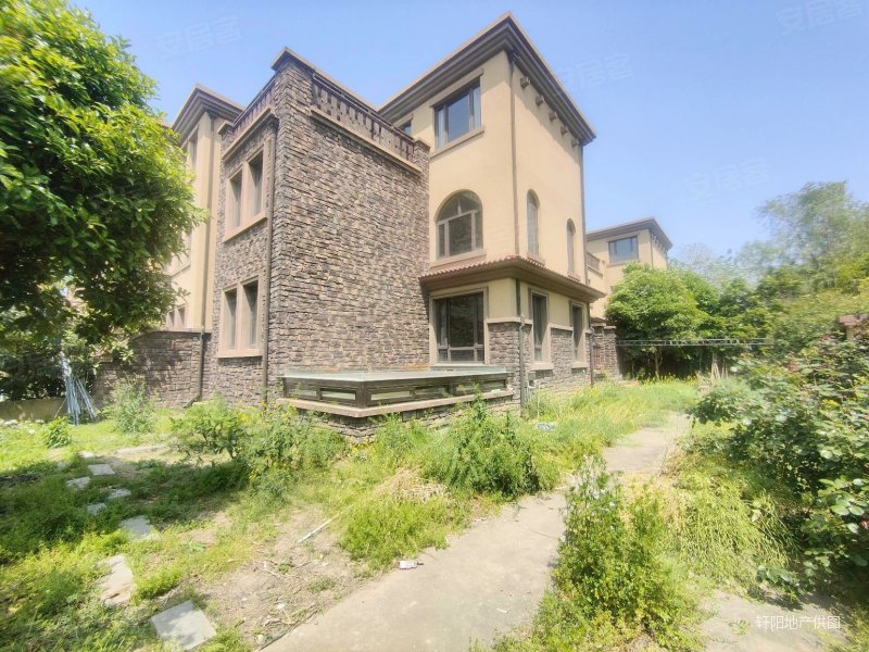 淀山湖上海湾湖景类独栋别墅,花园260平,带三个车位