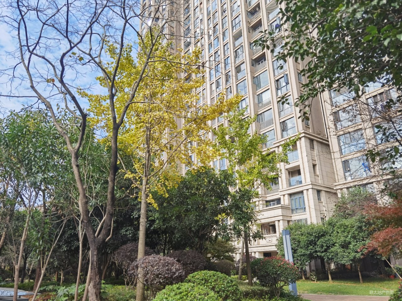 八方小区b区