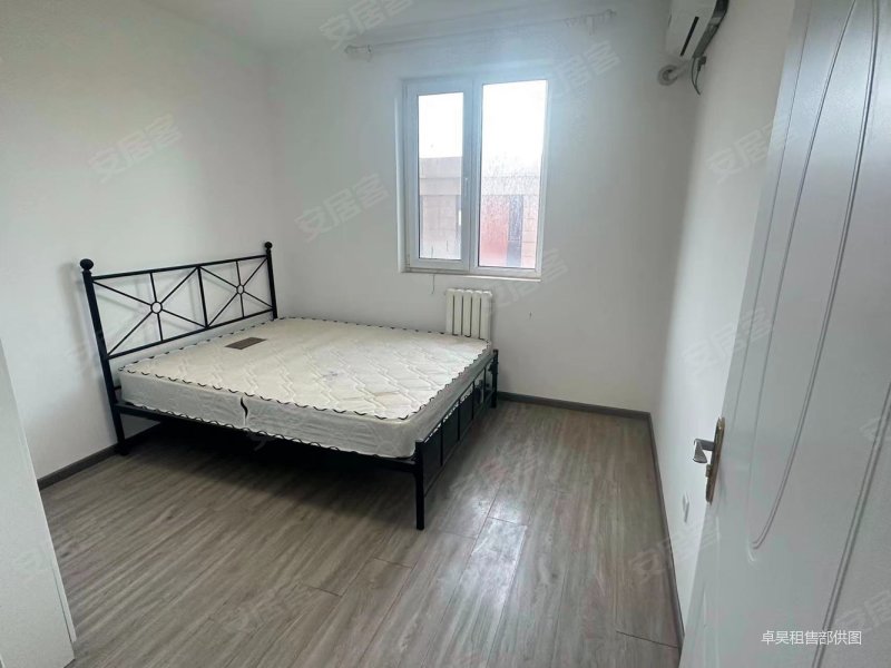 科技园区 康润家园西区 南北通透  集中供暖 次新小区