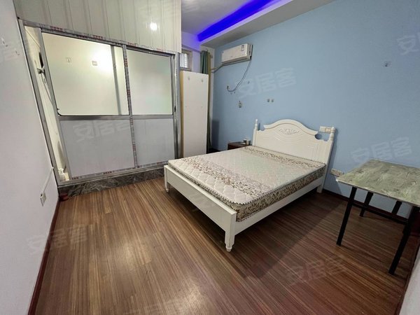 苏州相城黄埭长泾村西浜小区西浜小区   单间带独立卫出租   朝南