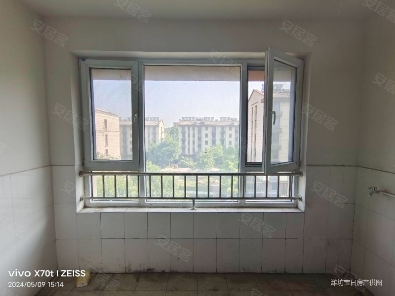 40来万 大三室 双卫 随时看房,恒信伯爵公馆(昌乐)二手房,50万,3室2厅