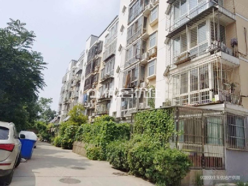 8号线德茂小区1楼3居满五年