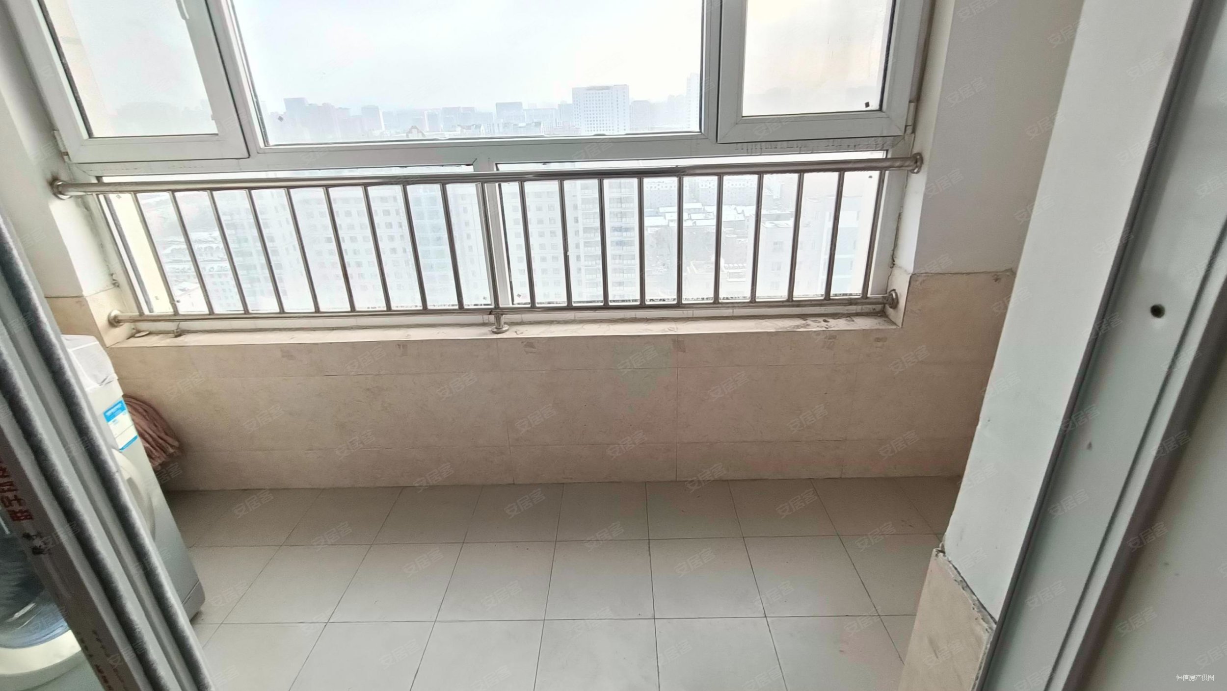帝豪公馆3室2厅1卫112.31㎡南29.9万