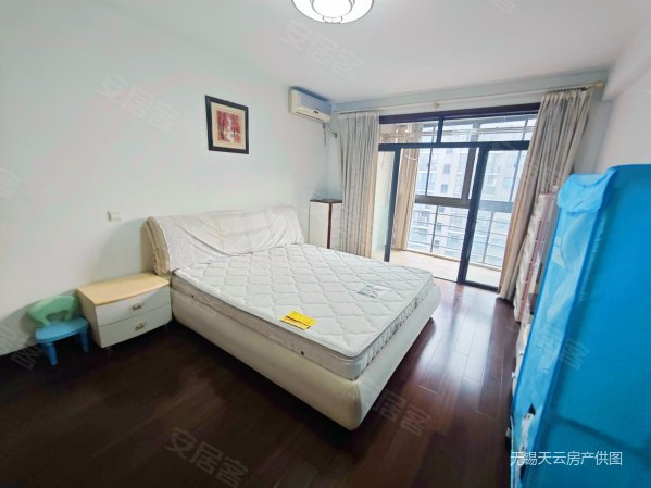 胜利门 中大颐和湾 凤凰城 4房2厅 167平 市中心