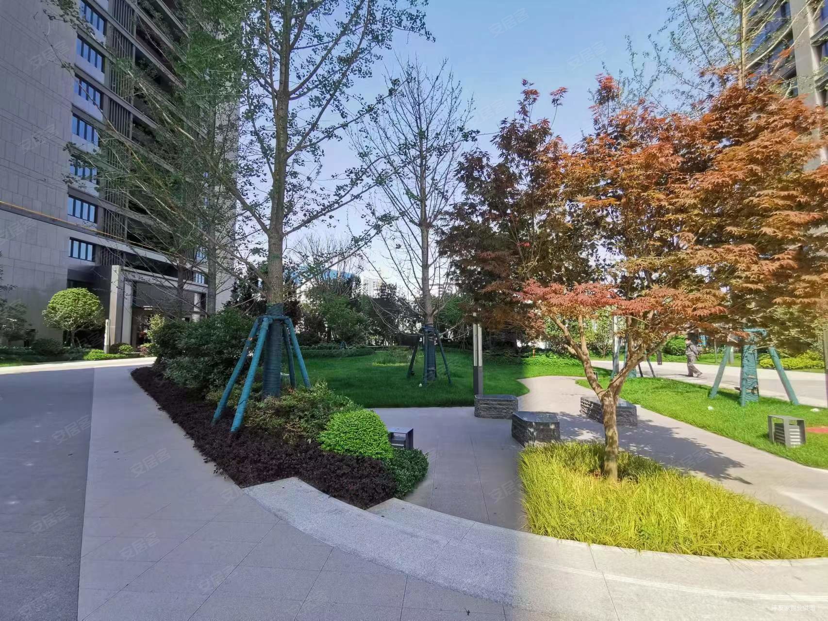 铁一金湾中南菩悦东望府精装三室全新未入住全天采光