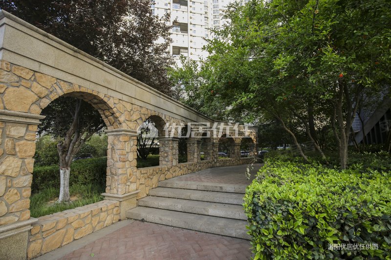 急售 顺驰城四期 三室 毛坯 可随意装修,顺驰城二手