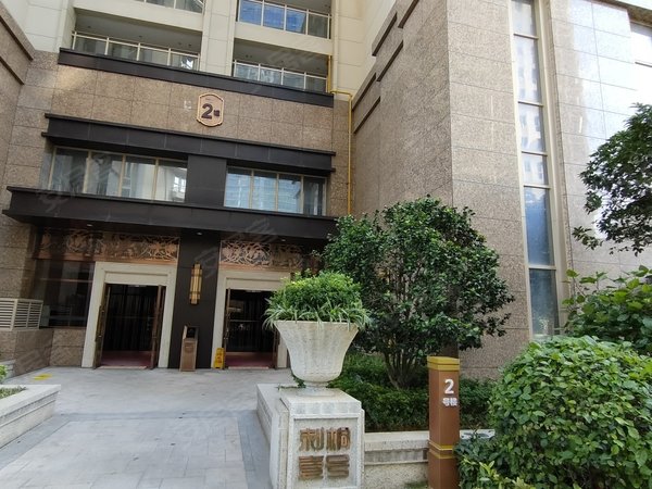 泉州丰泽宝洲路刺桐1号刺桐路白宫刺桐1号3室2厅2卫118平5500精装万达