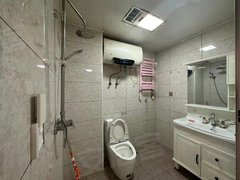 齐齐哈尔铁锋齐齐哈尔站南化小区高层二楼，屋里嘎嘎板正有空调能洗澡出租房源真实图片