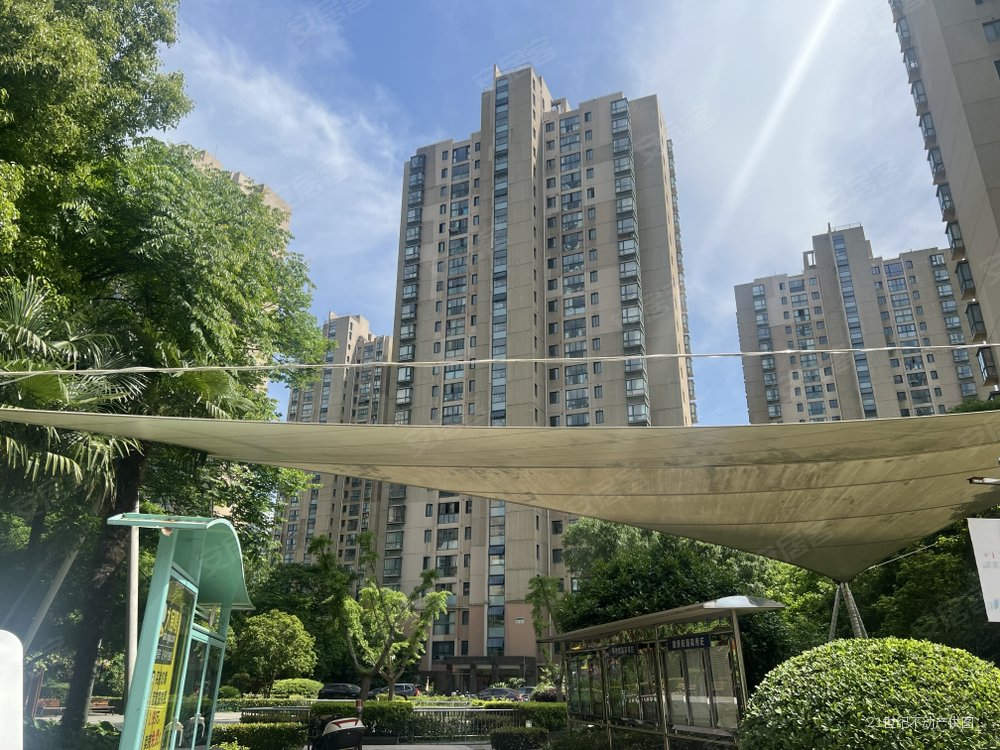 上海房产网>上海二手房>普陀二手房>万里城二手房>中浩云花园>1000