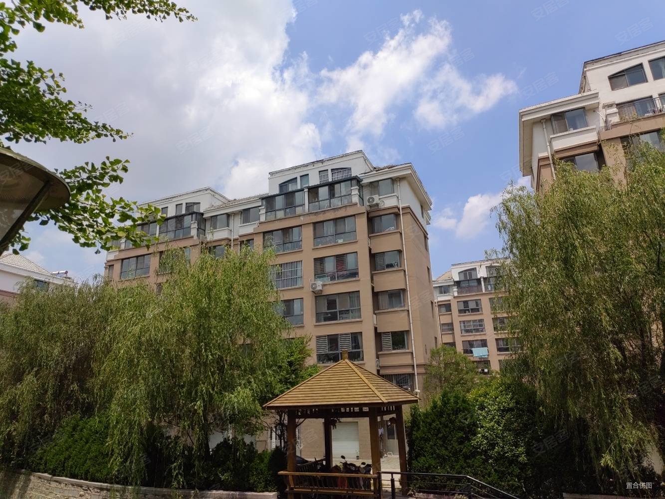 绿扬河景东城3室2厅2卫125㎡南北59.8万