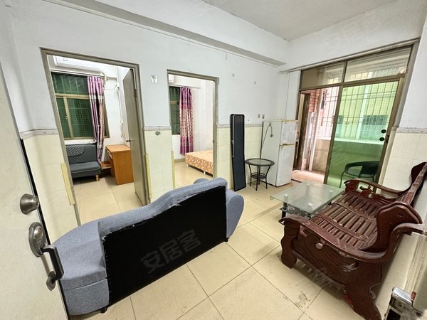 龙华地铁站汇海广场附近弓村两房一厅民水民电押一付一,龙华租房-深圳