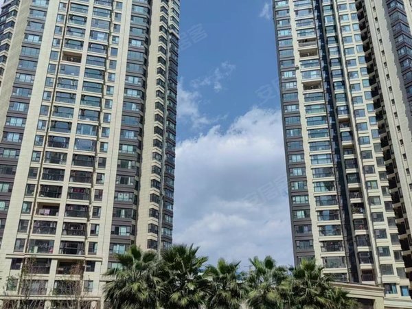 【多图】金地星月h区,前卫营租房,万达广场次新小区精装修,三室两厅两