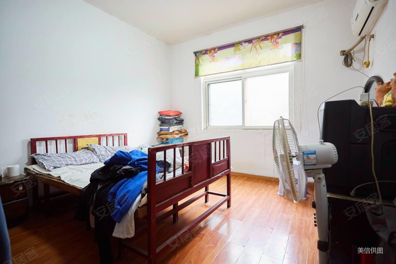 红霞新村2室2厅1卫95.44㎡南北62万