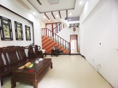 南宁江南白沙大道地铁口联排别墅出租3900元，带花园，免费停车，居住办工均可出租房源真实图片