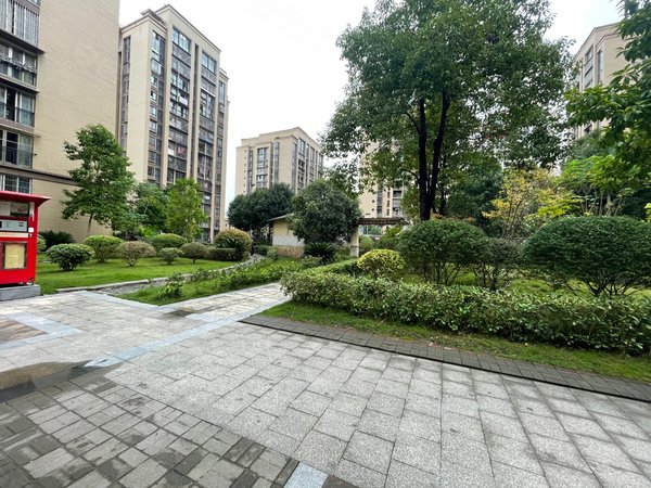 重庆万州江南新区一品江南儿童医院旁 江南新区一品江南精装两房九五