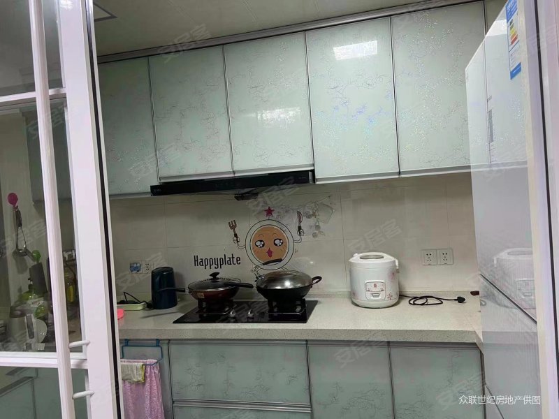 南北通透 中间楼层 交通便利 满二 装修好 电梯房,中和家园二手房,140