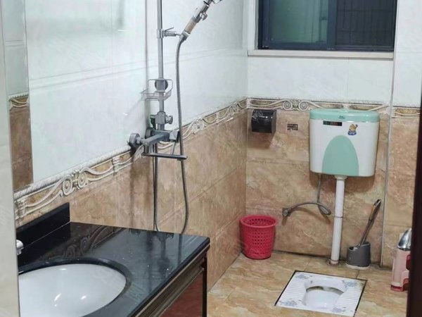 惠州惠城龙丰创城高青华府高青华府 电梯三房 精装修 家私电器齐全 带