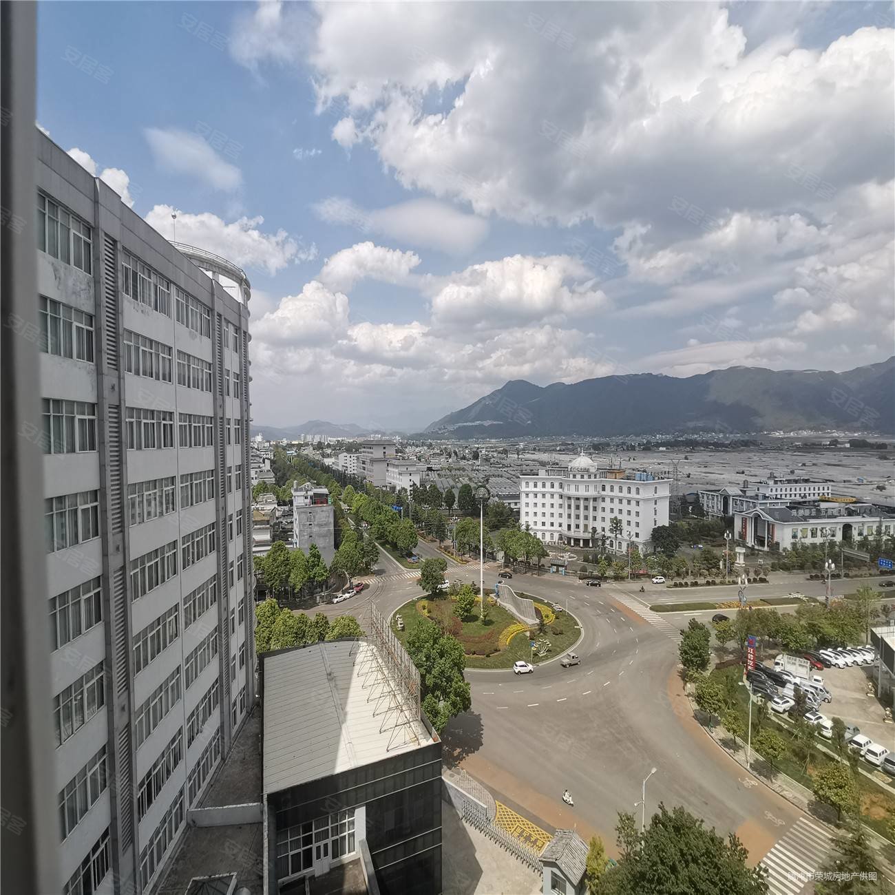 随时看房航空苑民航大厦精装修1室出售精装修契税已满