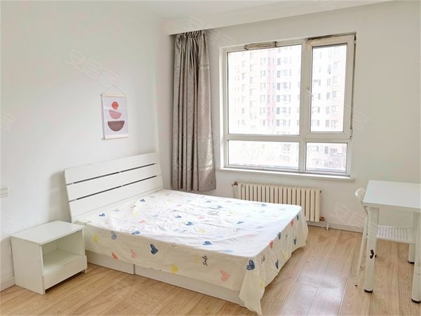 实图 奥体中心地铁口 浦江苑 天泊圣汇 押一付一 精装无中介