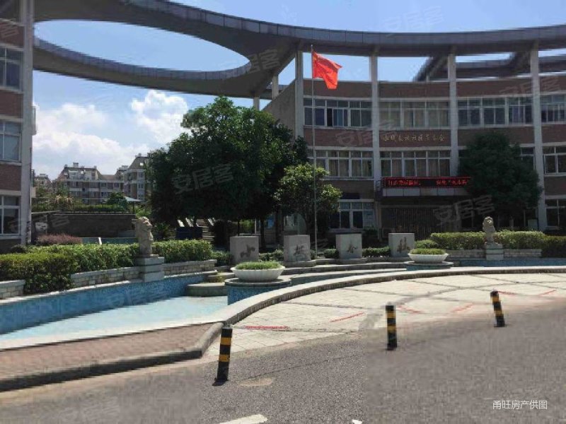 宁波房产网>宁波二手房>鄞州二手房>姜山二手房>小城春秋>