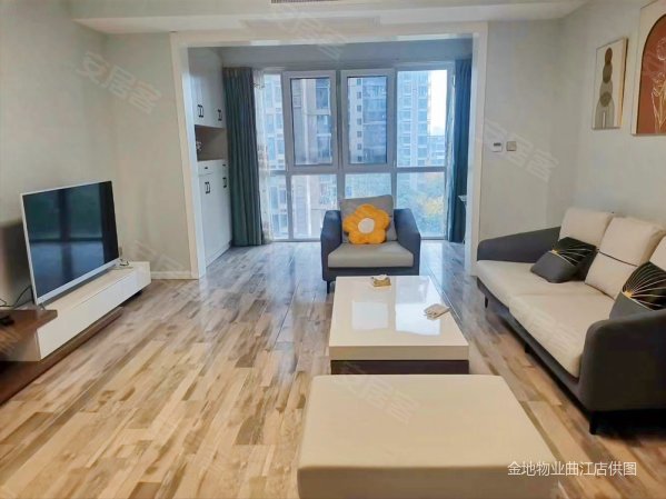 金地湖城大境天字一号 精装修 带车位 满二 随时看房