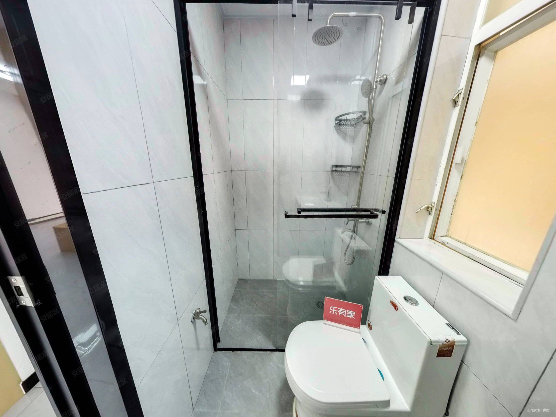 玮鹏花园2室2厅1卫77.88㎡北530万