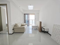 深圳龙华龙华区政府龙华观澜精装大两房小区 押一付一入住 看房直接电话联系我谢谢出租房源真实图片